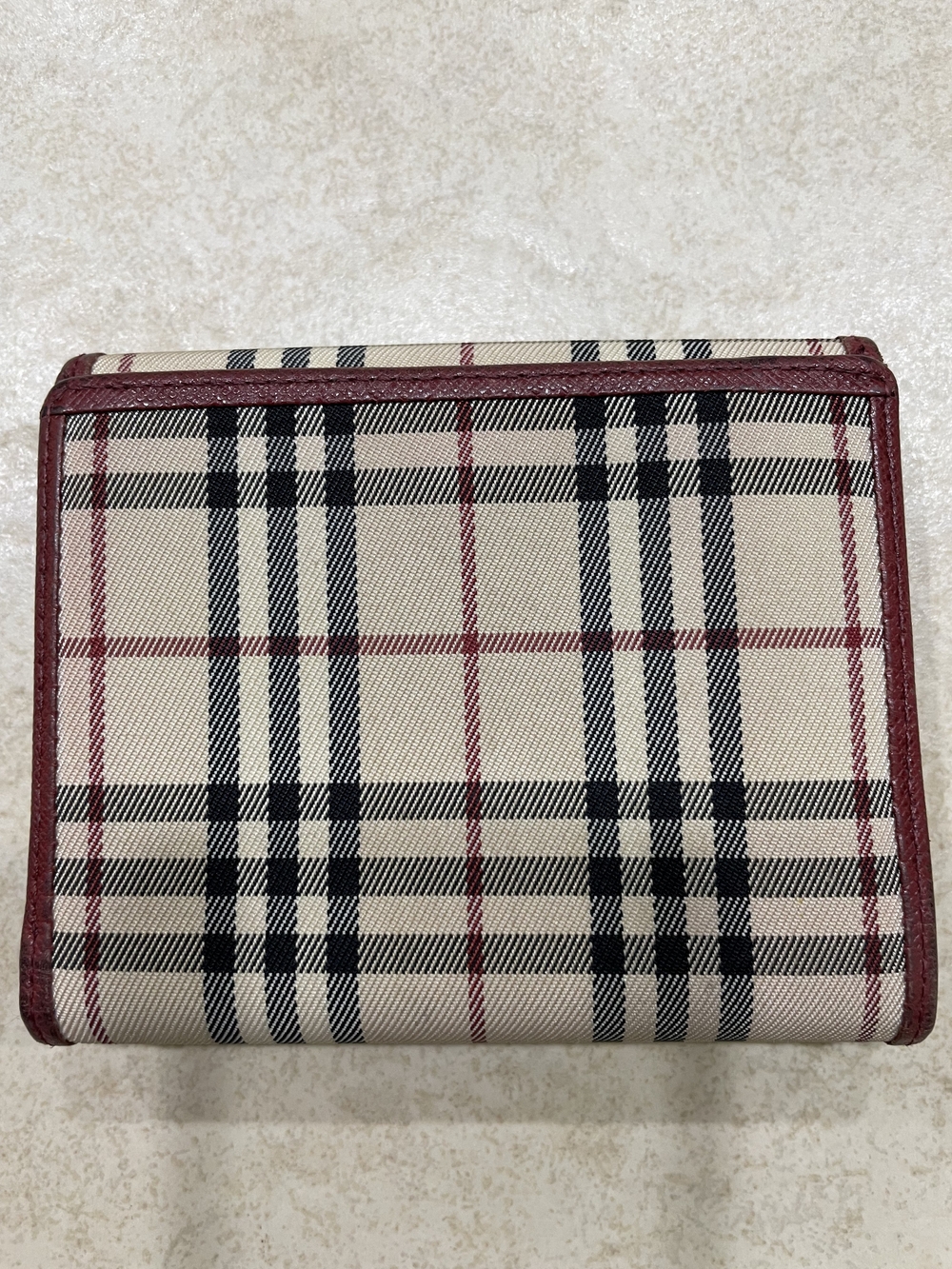 Burberry Vintage Check Tri-Fold Wallet in Haymarket Check with Burgundy Trim - Picture 3 of 13